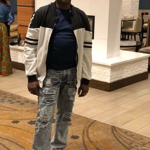 Meet your Posher, Jeffrey